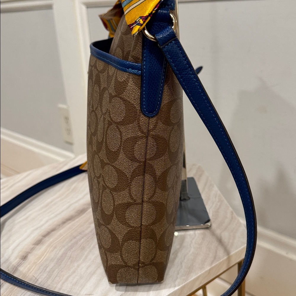 Coach File Bag Signature Blue Brown Crossbody - Picture 6 of 17